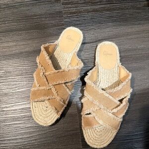 Brand new Castaner Tan Espadrille Sandals